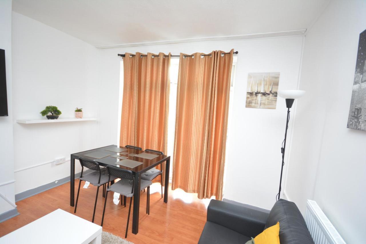 Beautiful 2 Bedroom Flat Near Finsbury Park * Londra